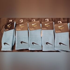 Nike Elite Athletic Socks in Blue and Black